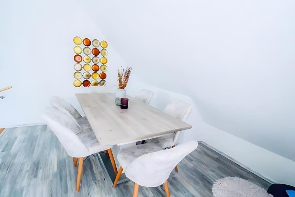 Central 4br Apt With Terrace, 10min Walk To Augarten Wien