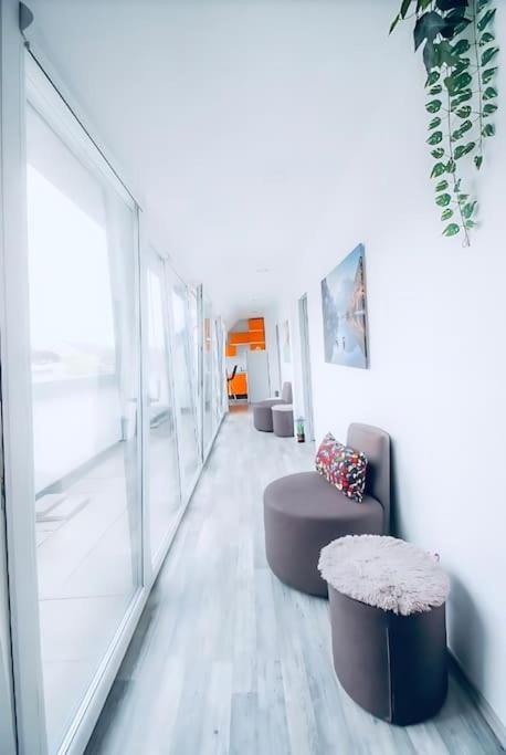 Central 4br Apt With Terrace, 10min Walk To Augarten Apartment Wien